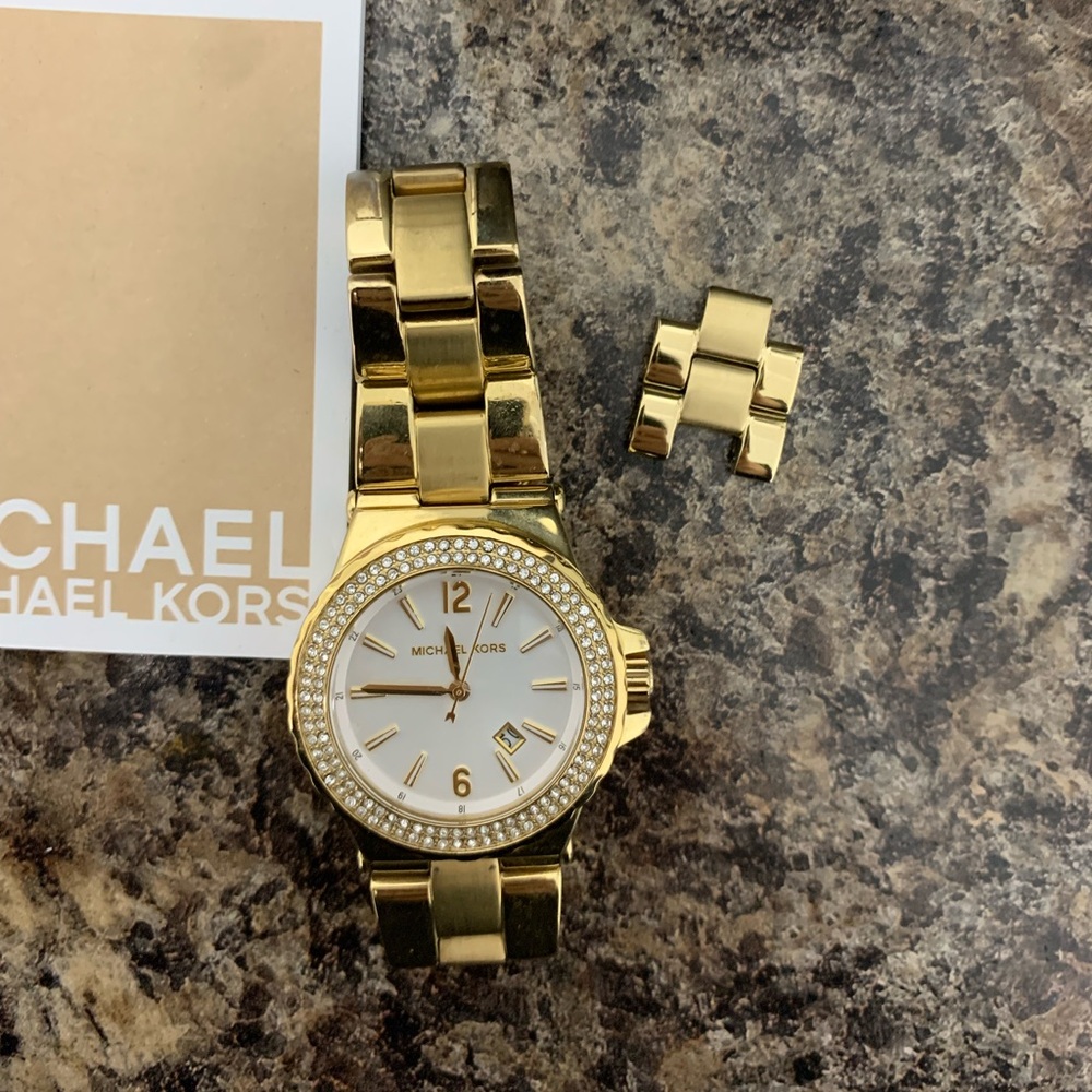 Michael Kors Gold Toned Stainless Steel Women’s Wristwatch